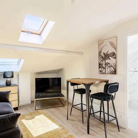 Apartman Renovated Cozy In - 2 Persons