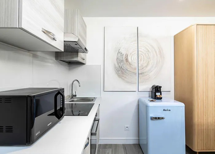 Renovated Cozy In - 2 Persons Daire