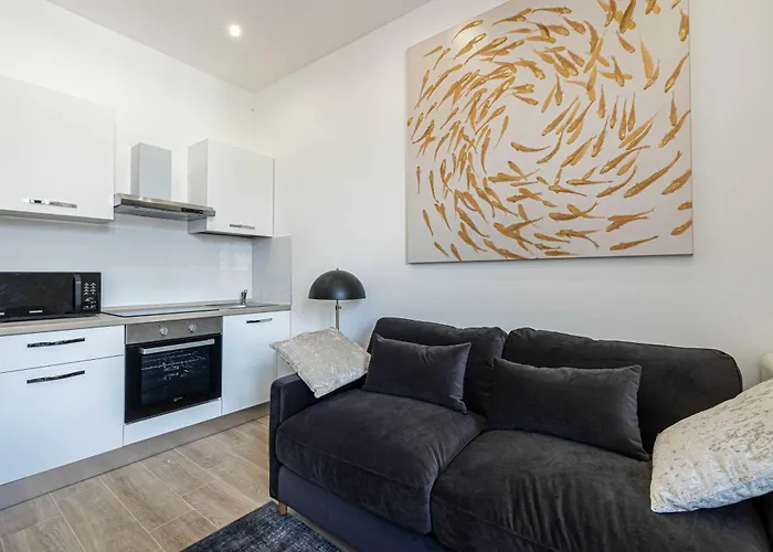 Renovated Cozy In - 2 Persons