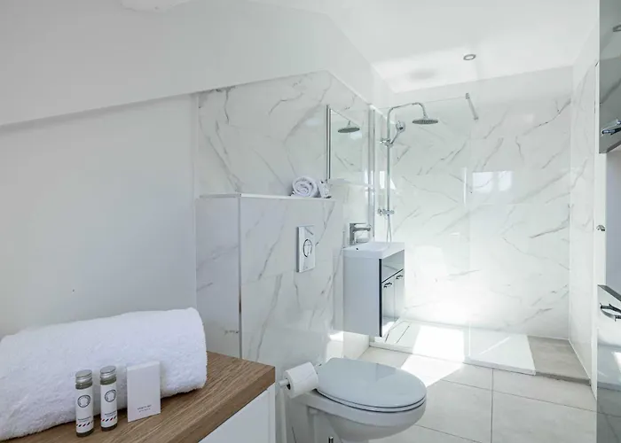 Renovated Cozy In - 2 Persons Daire Cannes