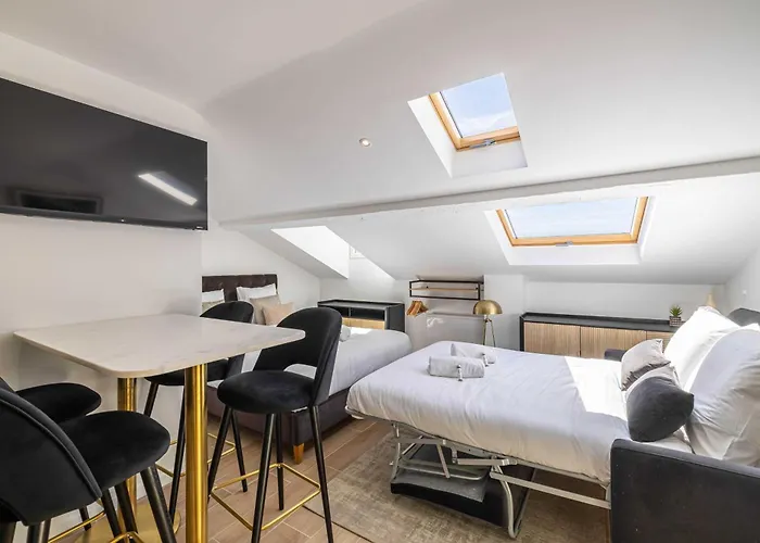 Renovated Cozy In - 2 Persons *