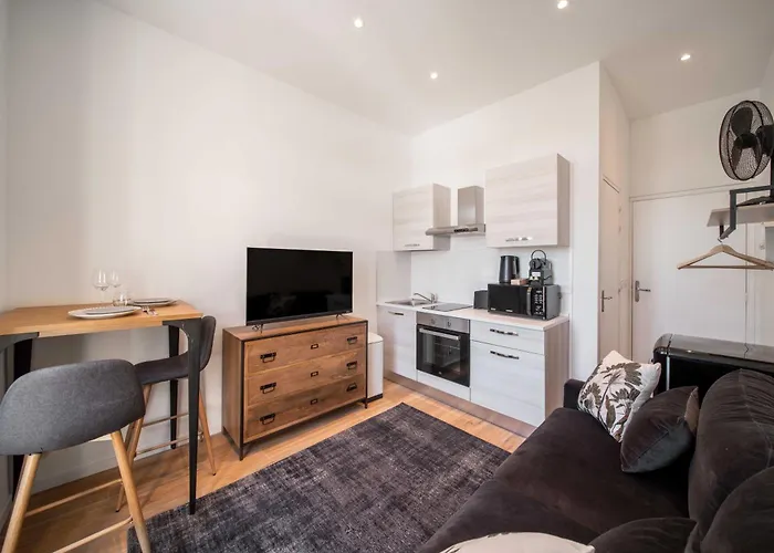 Renovated Cozy In - 2 Persons