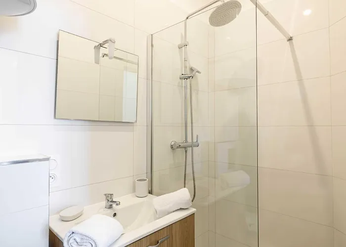 Renovated Cozy In - 2 Persons Daire