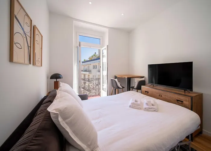 Renovated Cozy In - 2 Persons Cannes