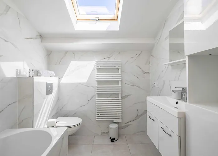 Renovated Cozy In - 2 Persons דירה