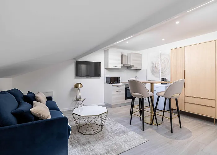 דירה Renovated Cozy In - 2 Persons קאן