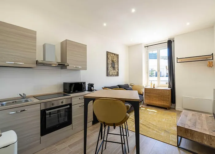 Renovated Cozy In - 2 Persons קאן