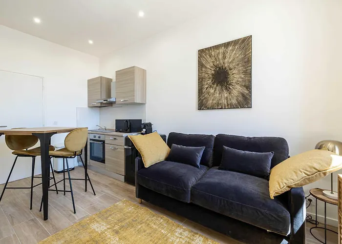 Renovated Cozy In - 2 Persons